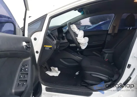 2016 Kia Forte Lx из США, поврежденный, VIN KNAFK4A66G5575275